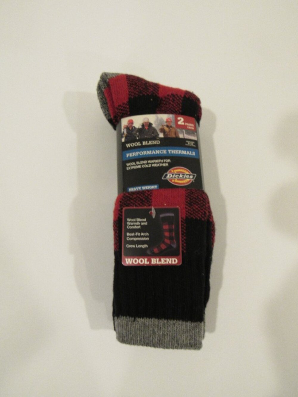NEW $20 TWO-PACK OF MEN'S HEAVYWEIGHT WOOL-BLEND SOCKS BY DICKIES
